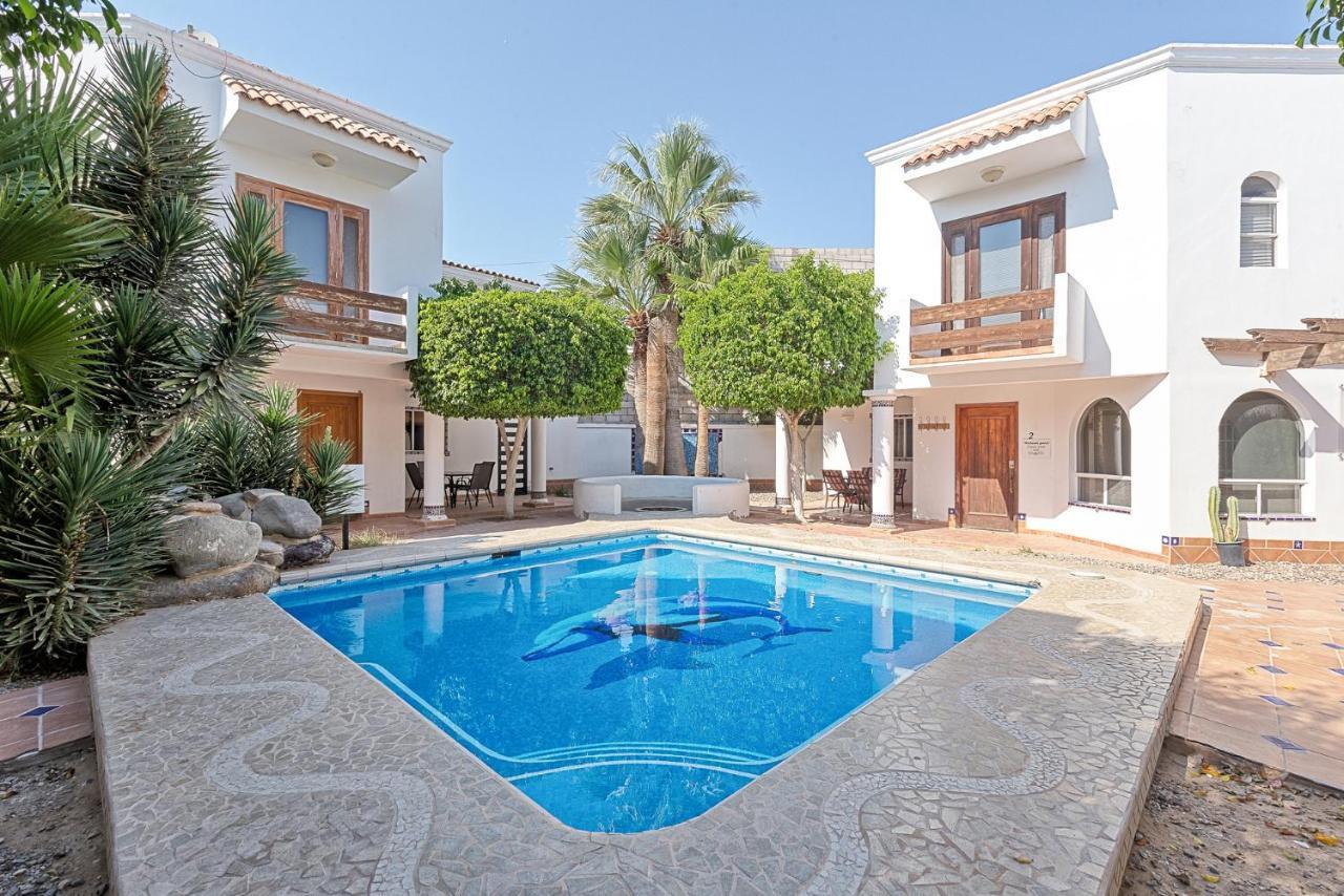 Villa Relax 1 By Kivoya Rocky Point Exterior photo