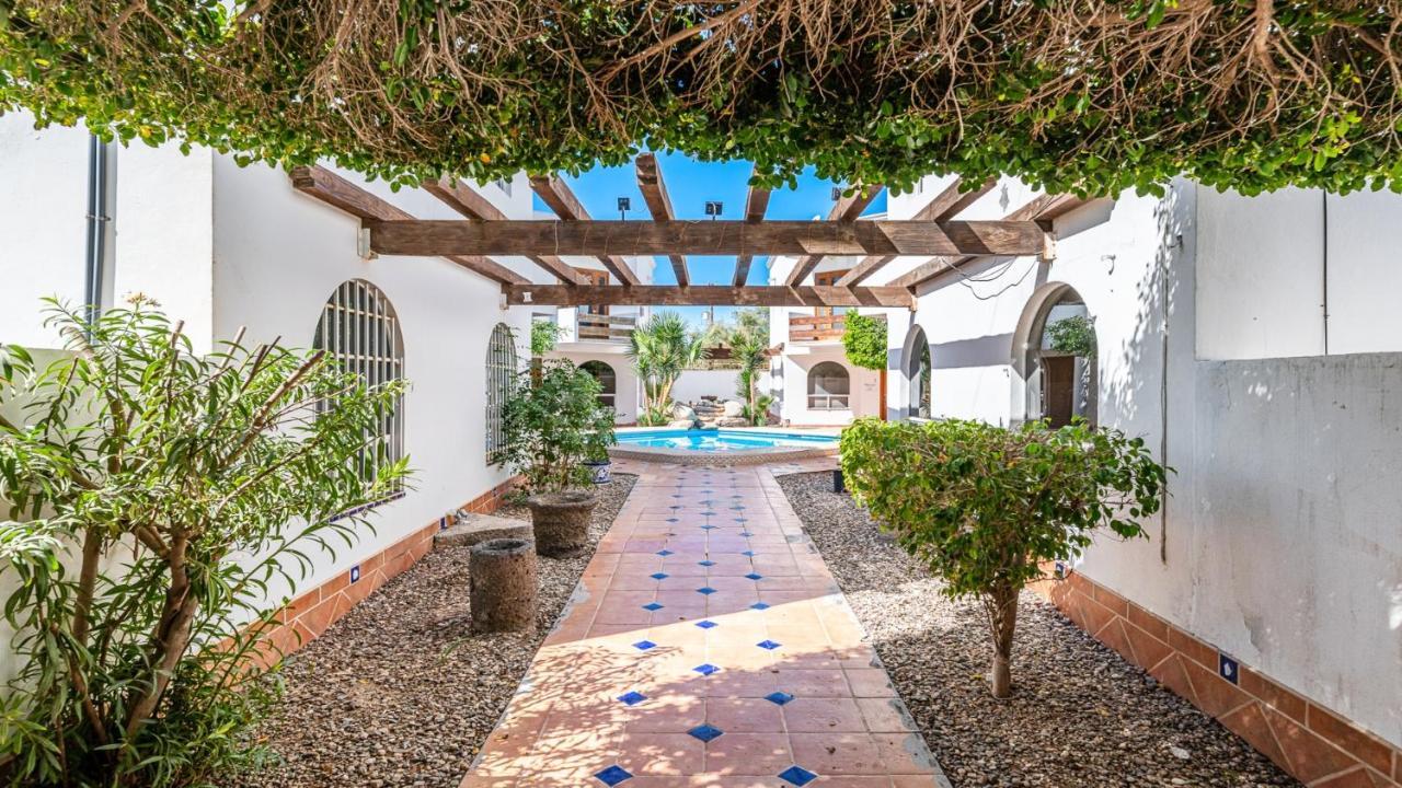 Villa Relax 1 By Kivoya Rocky Point Exterior photo